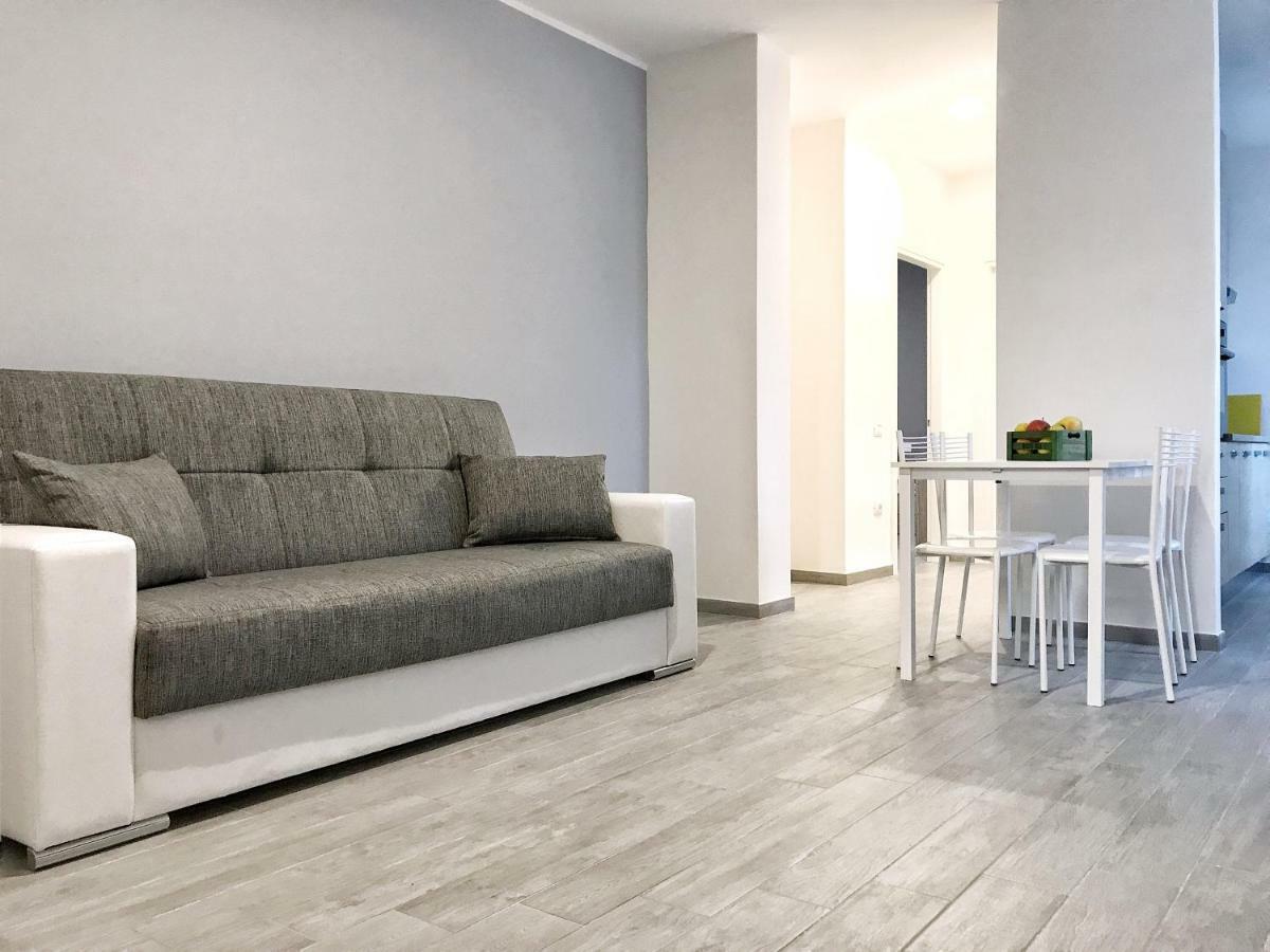 Minisuite Zefiro-Intero Appartamento Ad Uso Esclusivo By Appartamenti Petrucci Foligno Bagian luar foto